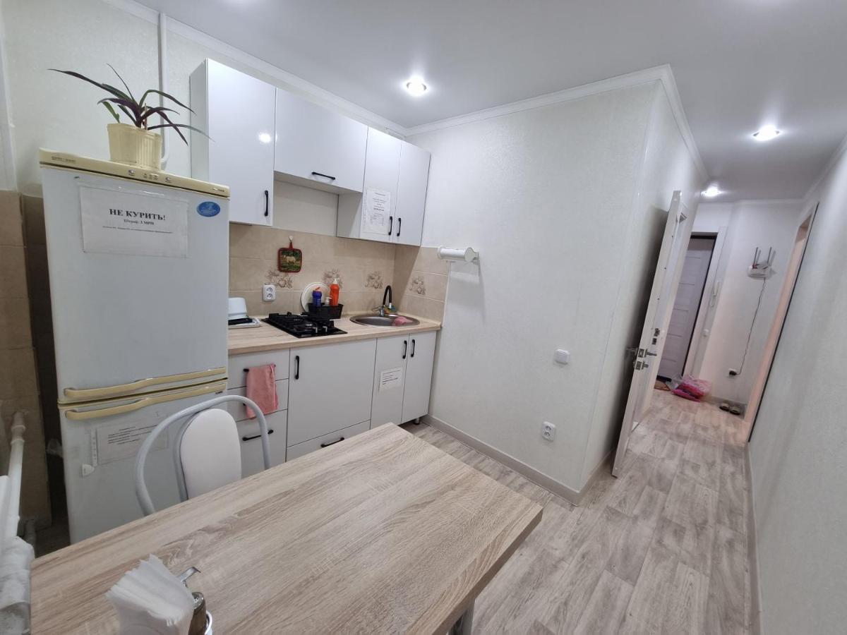 Посуточная Квартира На Мухита C Wi-Fi Uralsk Exterior photo